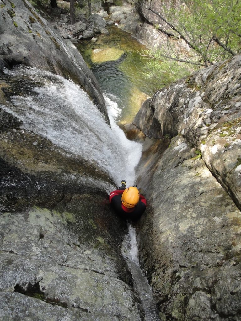 canyon-petra leccia-tobogan-canyoning-corte-corse-altipiani