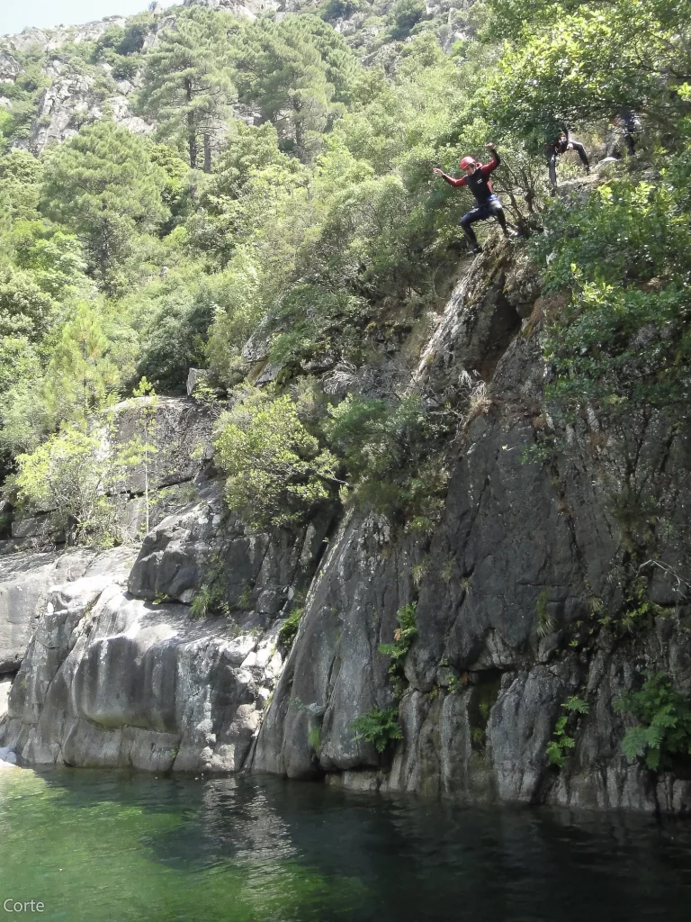 5-Canyoning-Corse-Canyon-Famille-Sportif- Vecchio-Corte-Altipiani-76
