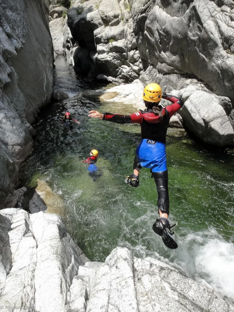 8-Canyoning-Corse-Canyon-Famille-Sportif- Vecchio-Corte-Altipiani-170