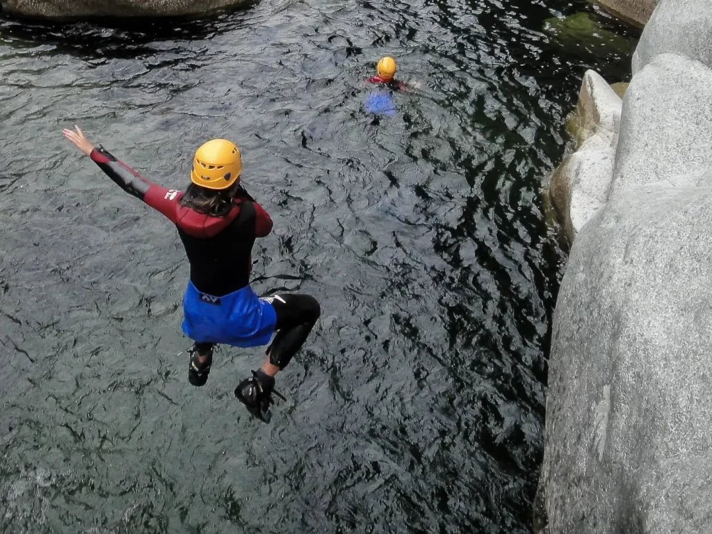 9-Canyoning-Corse-Canyon-Famille-Sportif- Vecchio-Corte-Altipiani-207