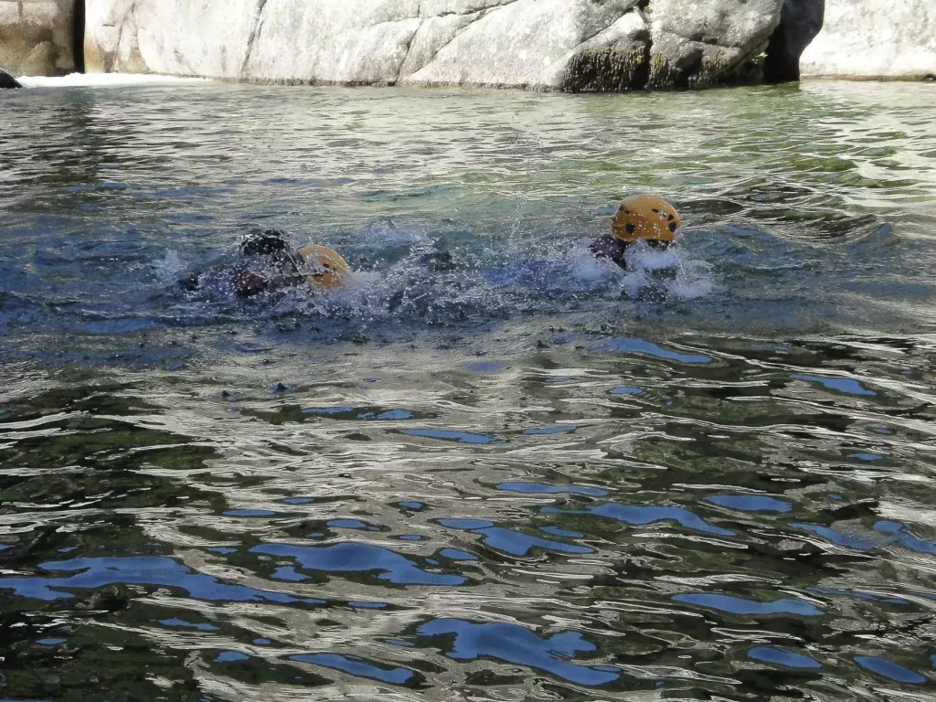 1-Canyoning-Corse-Canyon-Famille-Sportif- Vecchio-Corte-Altipiani-53